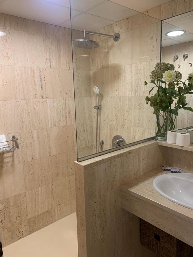 شقة Hidden Gem Playa Helios Con Ascensor & Parking كاديز المظهر الخارجي الصورة